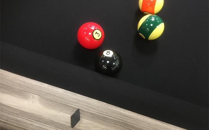 Table billard grise Mensa 8 pieds avec ardoise naturelle et garantie 25 ans