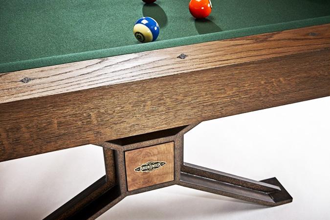 Table de billard moderne 8 pieds Brunswick Dameron Table de billard moderne 8 pieds Brunswick Dameron