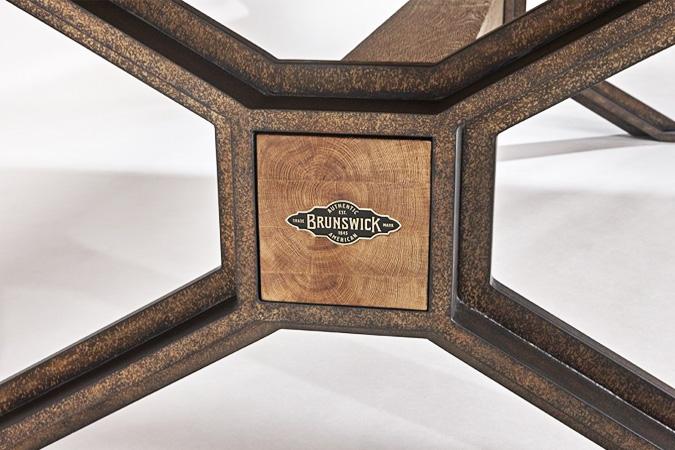 Table de billard moderne 8 pieds Brunswick Dameron Table de billard moderne 8 pieds Brunswick Dameron